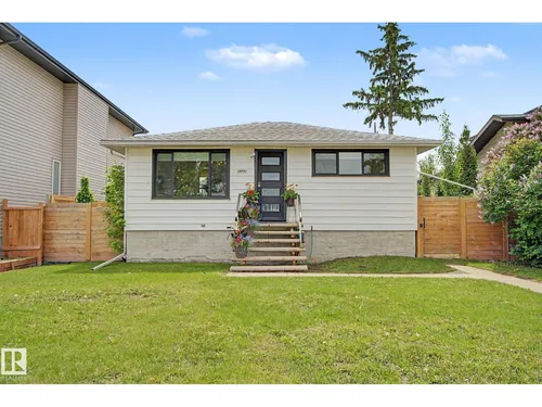 15771 106A AV NW, Edmonton - $425,000