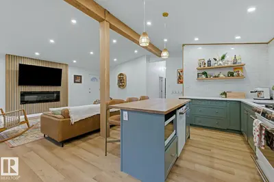 Interior photo 3 of 33 HAZEL ST