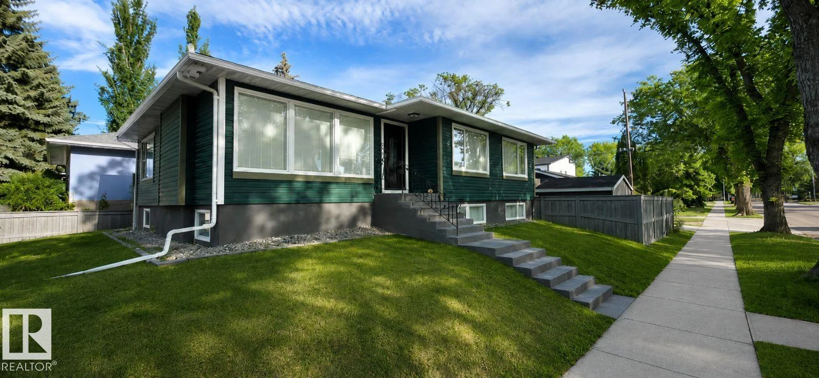6704 93 ST NW, Edmonton - 5 bedroom Detached Single Family for sale
