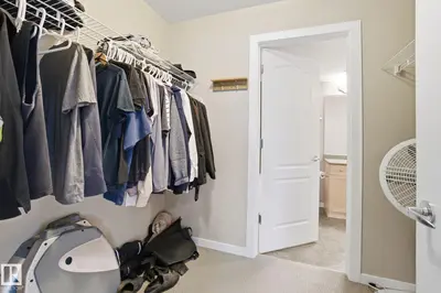 Interior photo 4 of #208 278 SUDER GREENS DR NW
