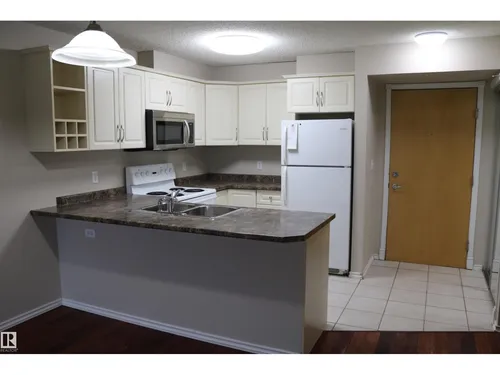 #422 17404 64 AV NW, Edmonton - $195,000