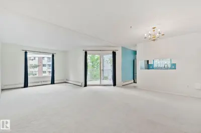 Interior photo 2 of 