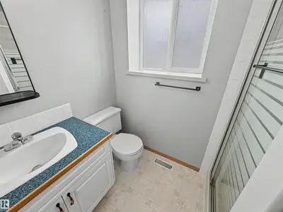 Interior photo 4 of 3803 40 AV
