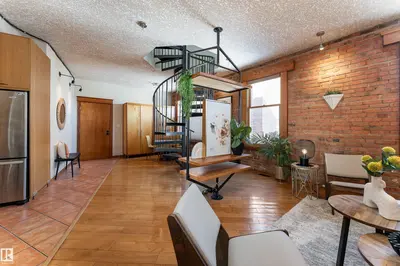 Interior photo 4 of #301 10141 95 ST NW