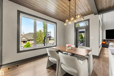 Interior photo 4 of 4376 MCCLUNG CR NW