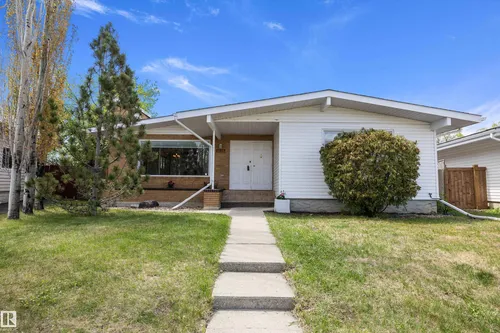11525 37A AV NW NW, Edmonton - $649,900
