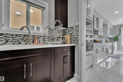 Interior photo 3 of 2419 15 AV NW