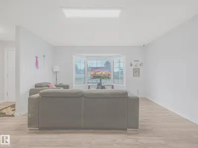 Interior photo 4 of 9528 151 AV NW