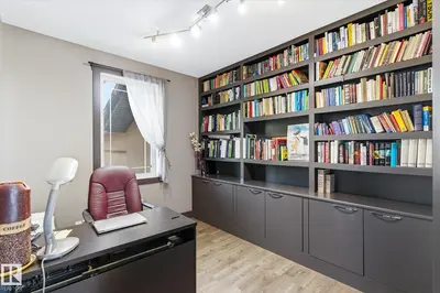 Interior photo 4 of 56217 RGE ROAD 242