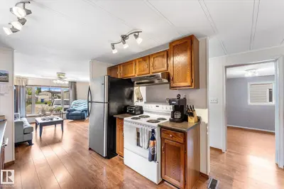 Interior photo 2 of #206 53222 range road 272