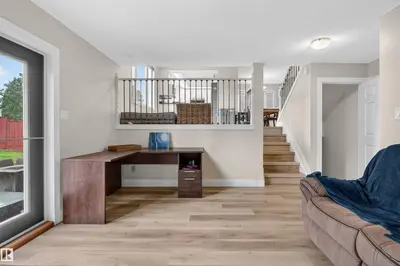 Interior photo 4 of 13 DANBRIDGE PL