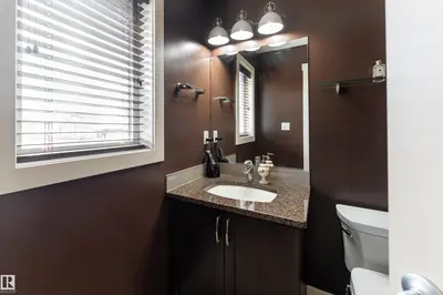 Interior photo 4 of 152 CY BECKER BV NW