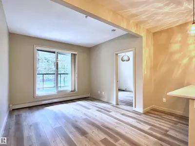 Interior photo 2 of #140 308 AMBLESIDE LINK LI SW