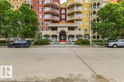 Interior photo 1 of #409 10333 112 ST NW