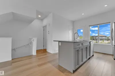 Interior photo 2 of 1534 157 ST SW