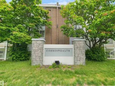 Interior photo 1 of #204 9116 106 AV NW