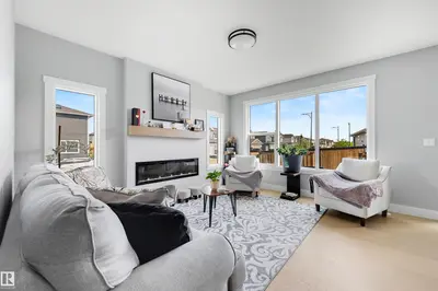 Interior photo 3 of 9631 89 ST