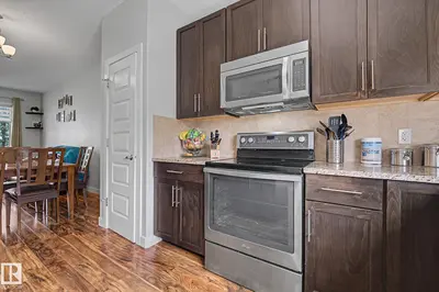 Interior photo 4 of 3343 WEIDLE WY SW