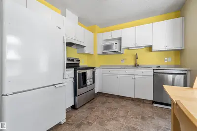 Interior photo 4 of #32 3311 58 ST NW