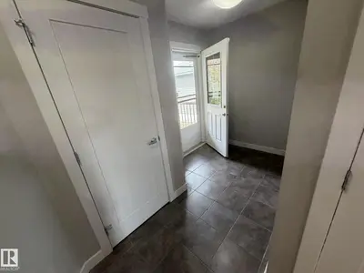 Interior photo 2 of 6821 EVANS WD NW