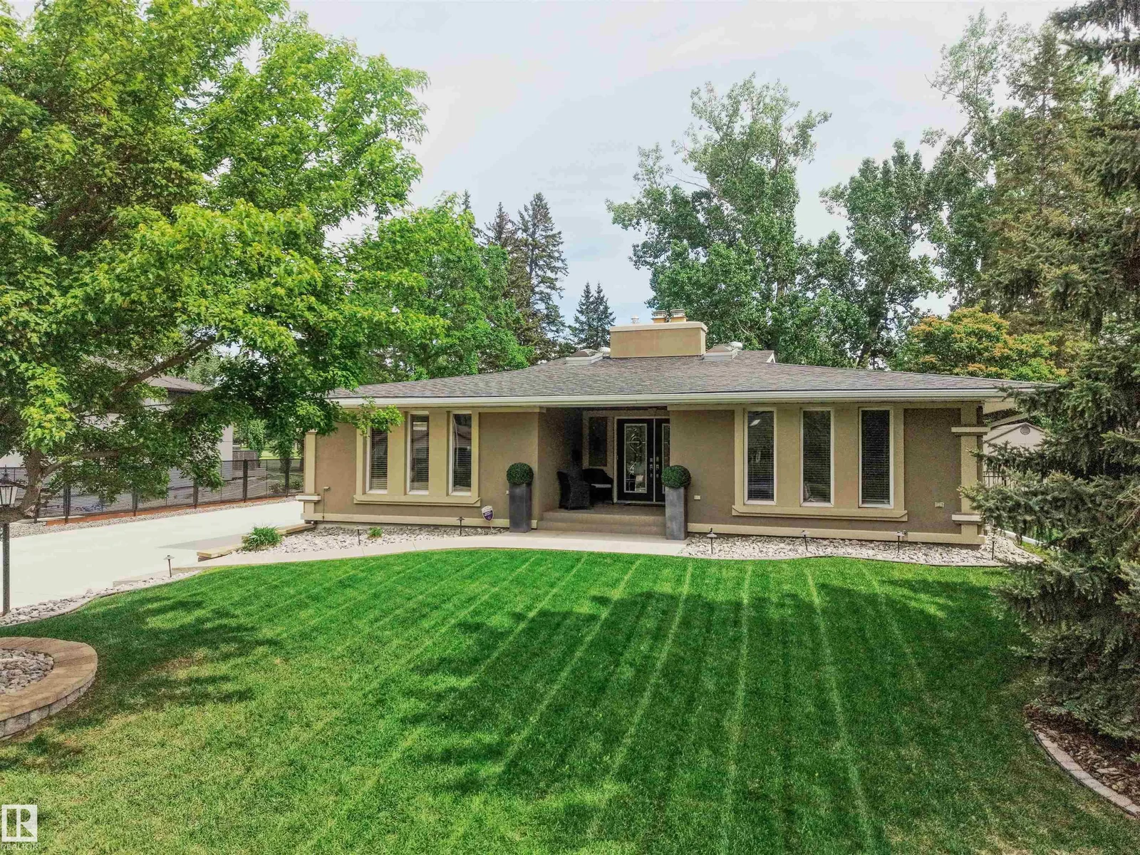 111 FAIRWAY DR NW, Edmonton - 4 bedroom Detached Single Family for sale