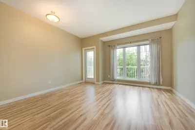 Interior photo 4 of #6 11917 103 ST NW
