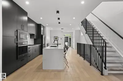Interior photo 4 of 9138 71 AV NW