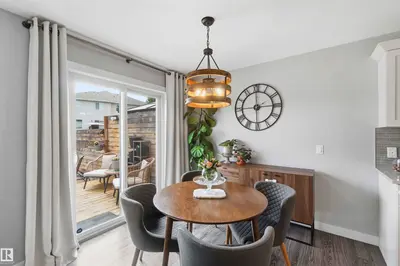 Interior photo 2 of 125 SUMMERSTONE LN