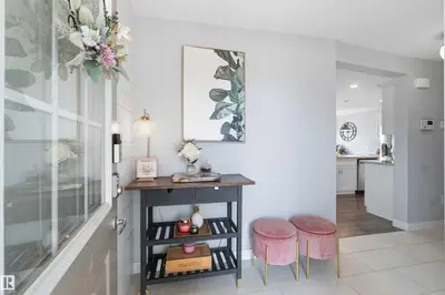 Interior photo 1 of 125 SUMMERSTONE LN