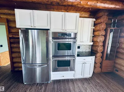 Interior photo 2 of 