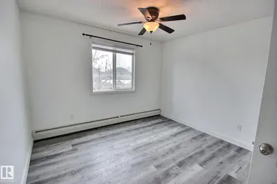Interior photo 4 of #222 111 EDWARDS DR SW