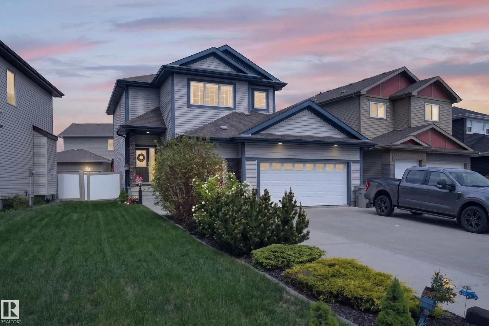 9630 106 AV, Morinville - 5 bedroom Detached Single Family for sale