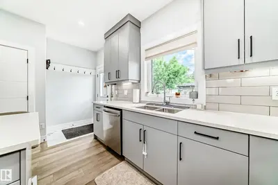 Interior photo 2 of 9830 73 AV NW