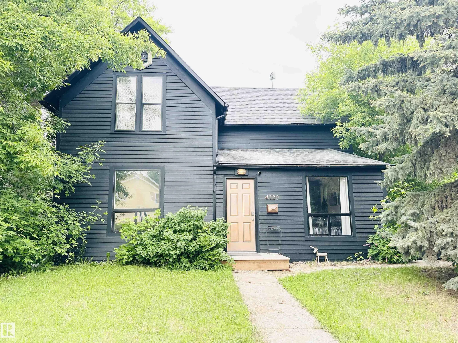 4320 51A ST, Wetaskiwin - 4 bedroom Detached Single Family for sale