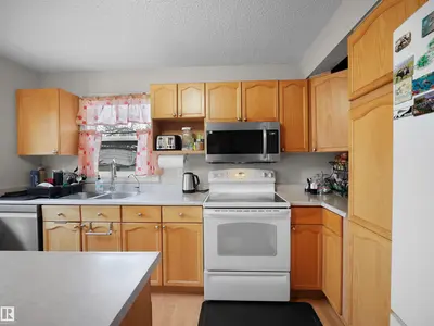 Interior photo 4 of 21379 89 AV NW