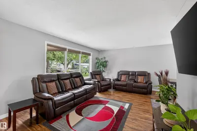 Interior photo 2 of 14708 65 ST NW