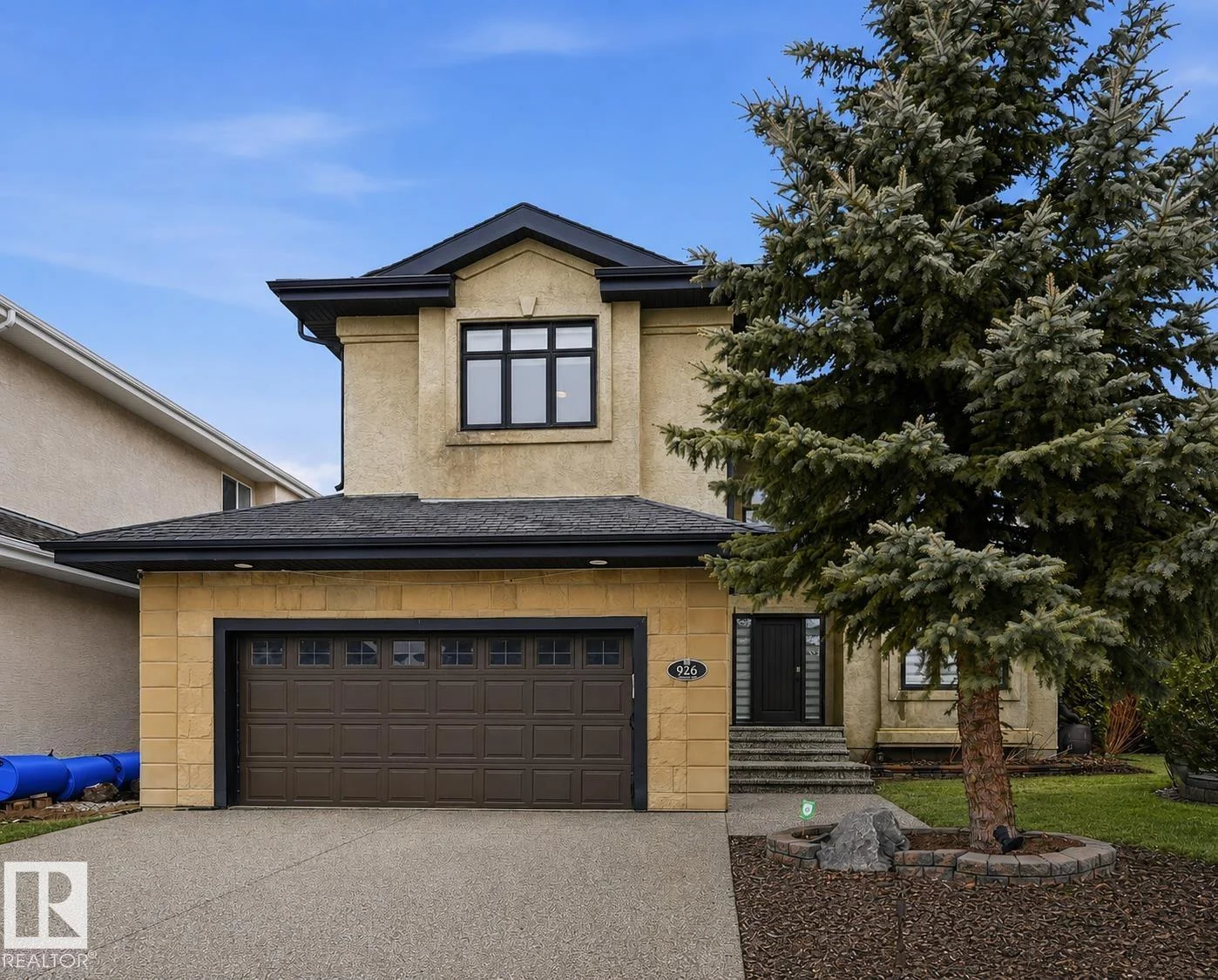 926 THOMPSON PL NW, Edmonton - 6 bedroom Detached Single Family for sale