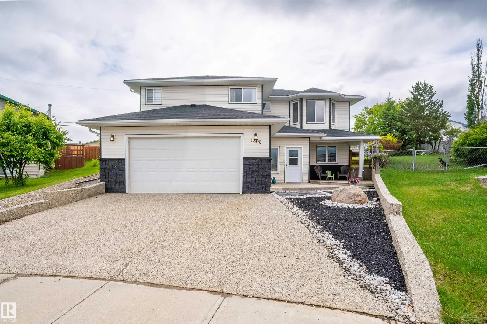 1808 7 ST, Cold Lake - 6 bedroom Detached Single Family for sale
