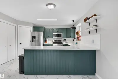 Interior photo 3 of 1808 7 ST