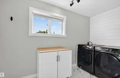 Interior photo 4 of 1808 7 ST