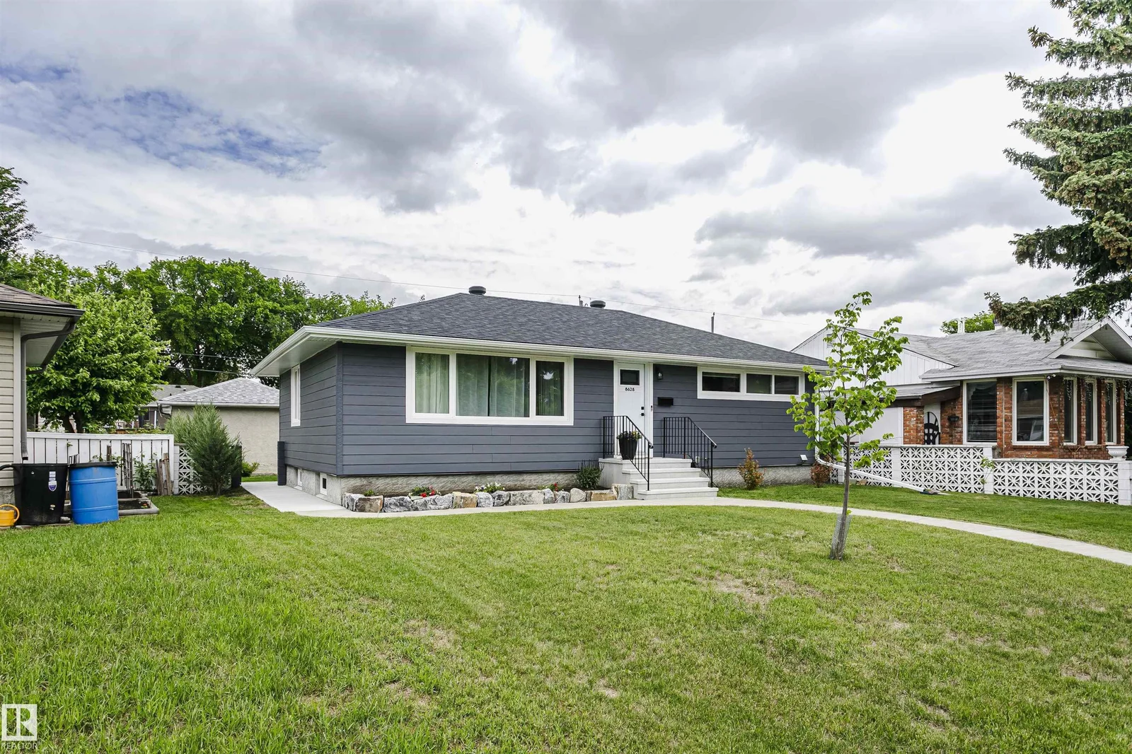 8628 64 AV NW, Edmonton - 2 bedroom Detached Single Family for sale