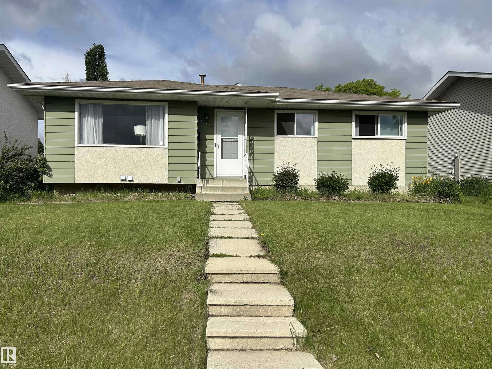 10924 30 ST NW, Edmonton - 5 bedroom Detached Single Family for sale