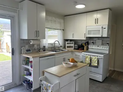 Interior photo 1 of 10924 30 ST NW