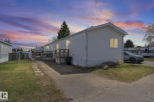 623 evergreen park NE, Edmonton - $110,000