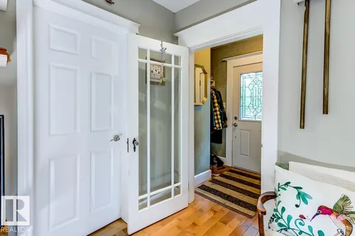 10950 73 AV NW, Edmonton - $469,900