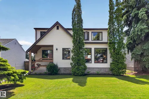 11331 75 AV NW, Edmonton - $650,000
