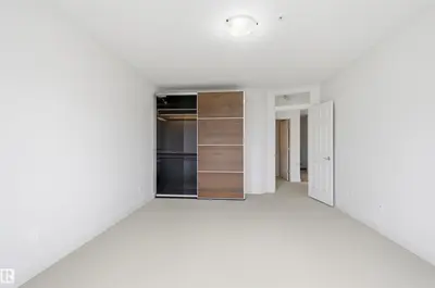 Interior photo 3 of #407 802 12 ST