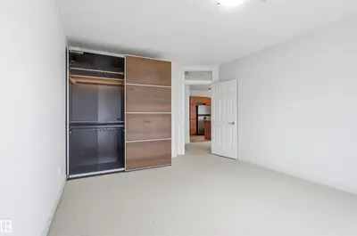 Interior photo 2 of #407 802 12 ST
