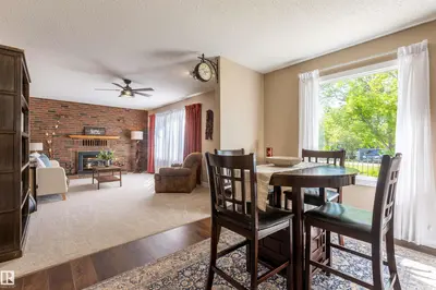 Interior photo 2 of 5115 49 AV