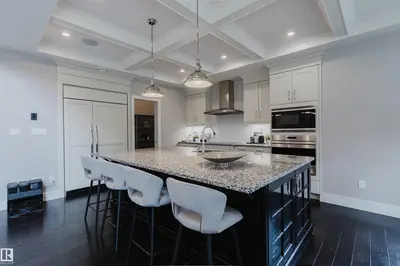 Interior photo 3 of 3435 KESWICK BV SW